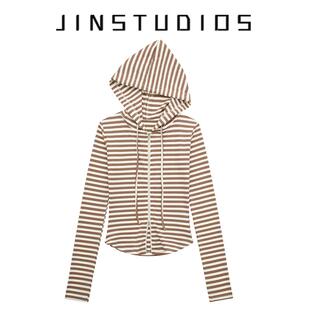 美式 显瘦百搭纯欲辣妹上衣短 运动风撞色条纹双头拉链连帽卫衣修身