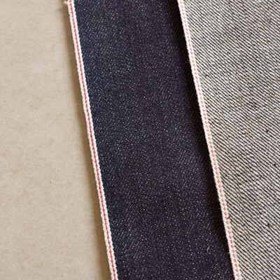 硬会掉色缩水！！12.6oz窄幅红边赤耳牛仔布料丹宁骨感蓝中厚