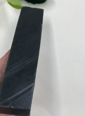 新疆和田玉青玉且末镇纸镇尺边角料压纸 玉石料下脚料包邮108克t