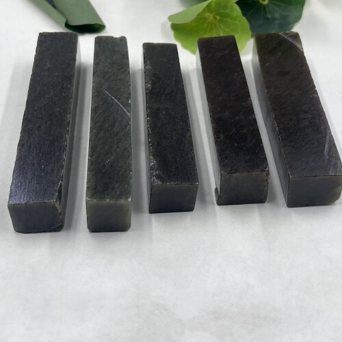 5件价新疆和田玉糖玉且末长条印章把件边角 料玉石料DIY吊坠包邮t