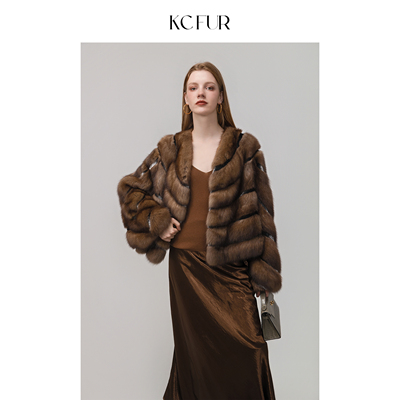 KC紫貂短款横排v领水貂外套女