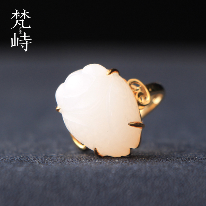 梵峙蝉和田玉白玉戒指18K金俄料