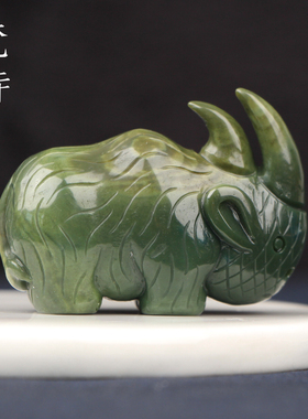 梵峙阿拉善戈壁玛瑙绿色金钱纹可爱萌宠犀牛吊坠摆件茶宠