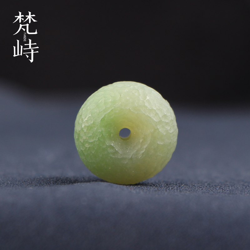 梵峙平安扣风干石和田玉翠青玉