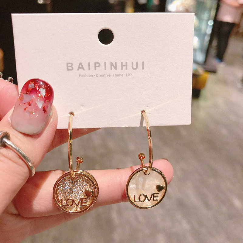 字母LOVE微镶贝壳不对称耳环耳圈S925银针韩国个性立体圆环耳钉,饰品/流行首饰/时尚饰品新,耳环,淘宝优惠券,粉丝福利购,淘宝优惠卷