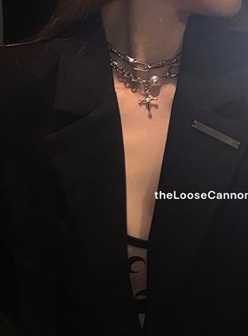 欧美朋克风水钻十字架金属项链