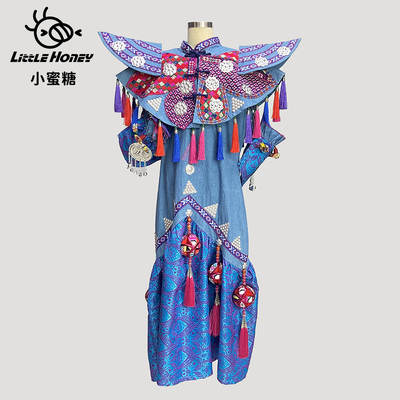 出租秀服广西三月三少数民族高定服饰毛南族非遗服装租赁旅拍写真