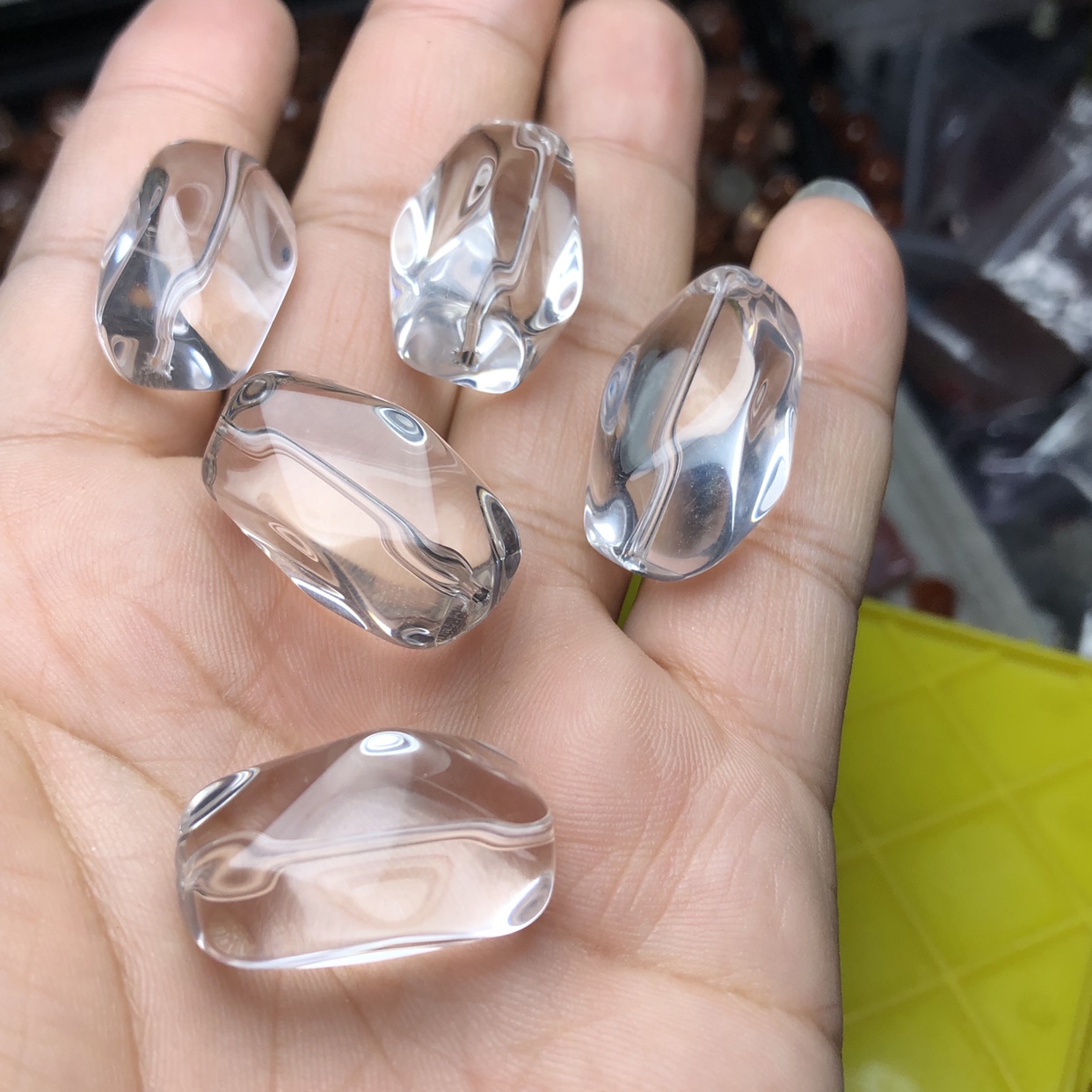 天然白黄茶水晶随行纽扣桶珠糖豆异形手链手串项链diy饰品配件配