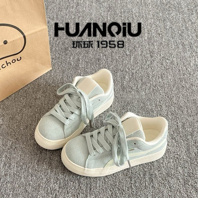 环球韩系小众板鞋女2026春秋新款厚底小白鞋子女鞋百搭学生面包鞋