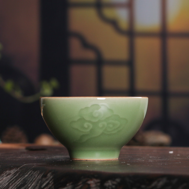 青瓷王文手工品茗杯功夫茶杯祥云龙泉朱砂胎主人杯单杯子茶盏陶瓷