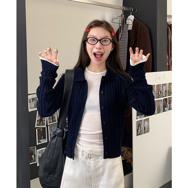 复古POLO领麻花针织开衫