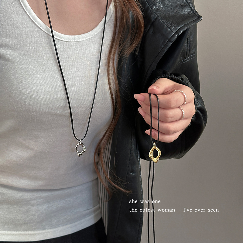 设计感几何吊坠项链高级感毛衣链