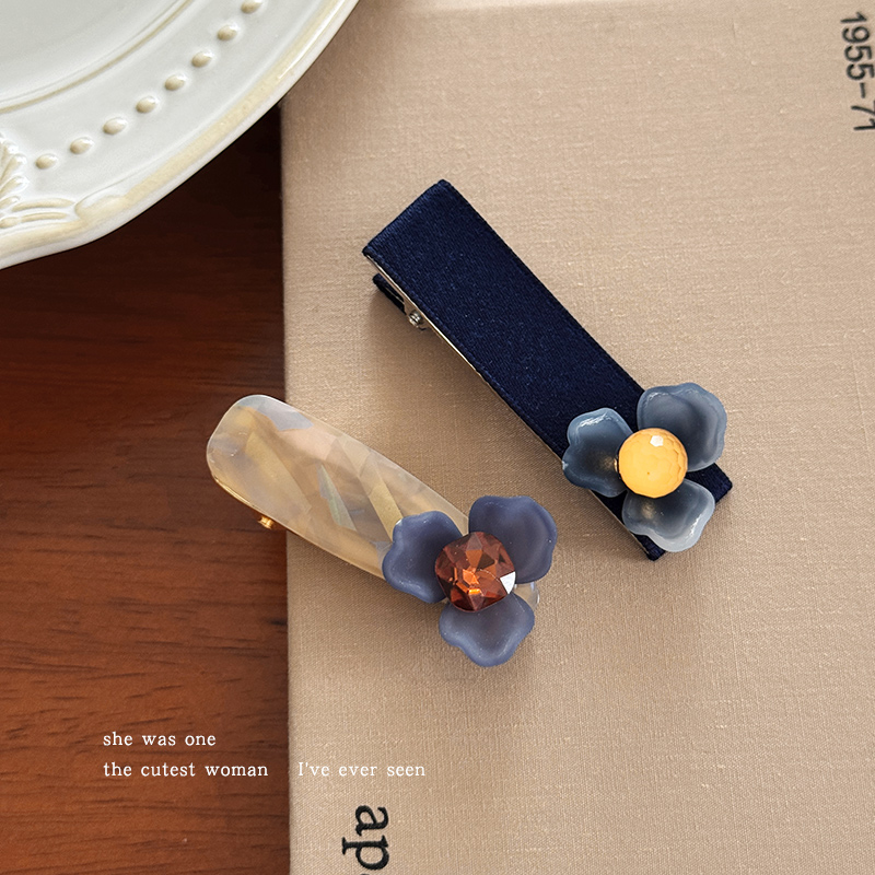 复古雾蓝三瓣花朵发夹女2025新款