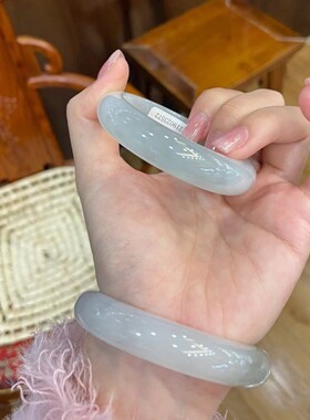天然缅甸翡翠手镯女白月光糯冰种镯子翡翠浅绿色高颜值送女友批发