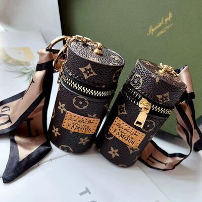 创意皮革老花水桶口红包钥匙扣女精致汽车钥匙挂件包包挂饰钥匙链