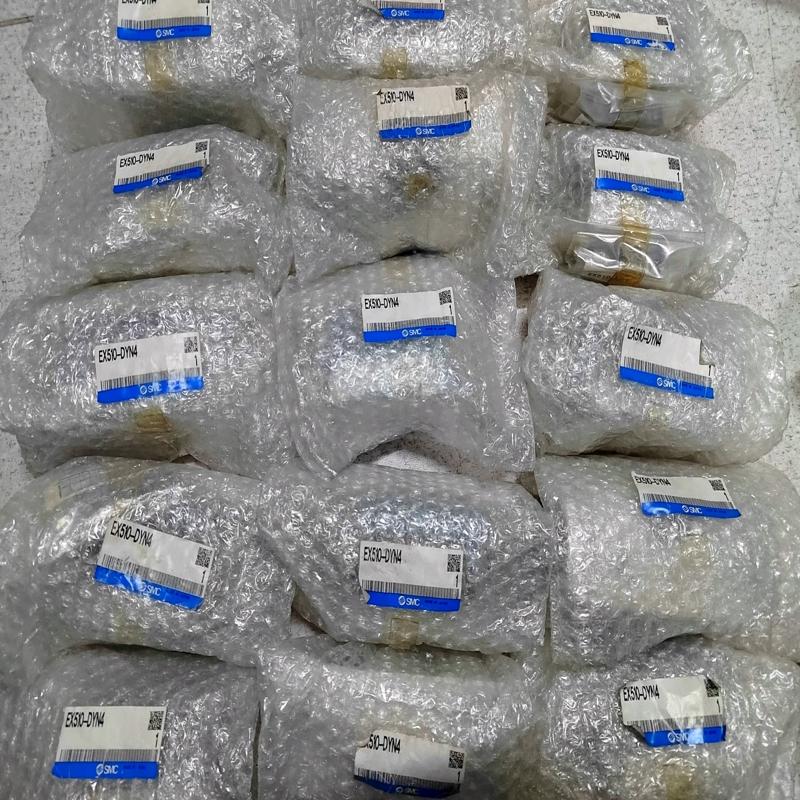 议价SMC控制模块EX510-DYN4全新带包装16个，有1