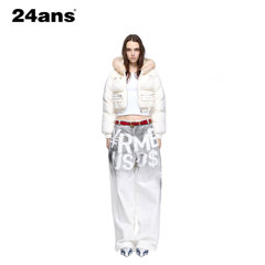 24ANS LTD已有10年专注于做服装设计 | 立体口袋羽绒服黑/白