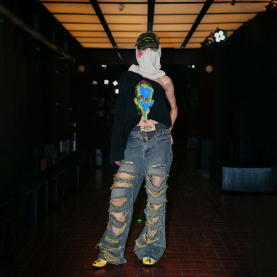 24ans破洞阔腿牛仔裤