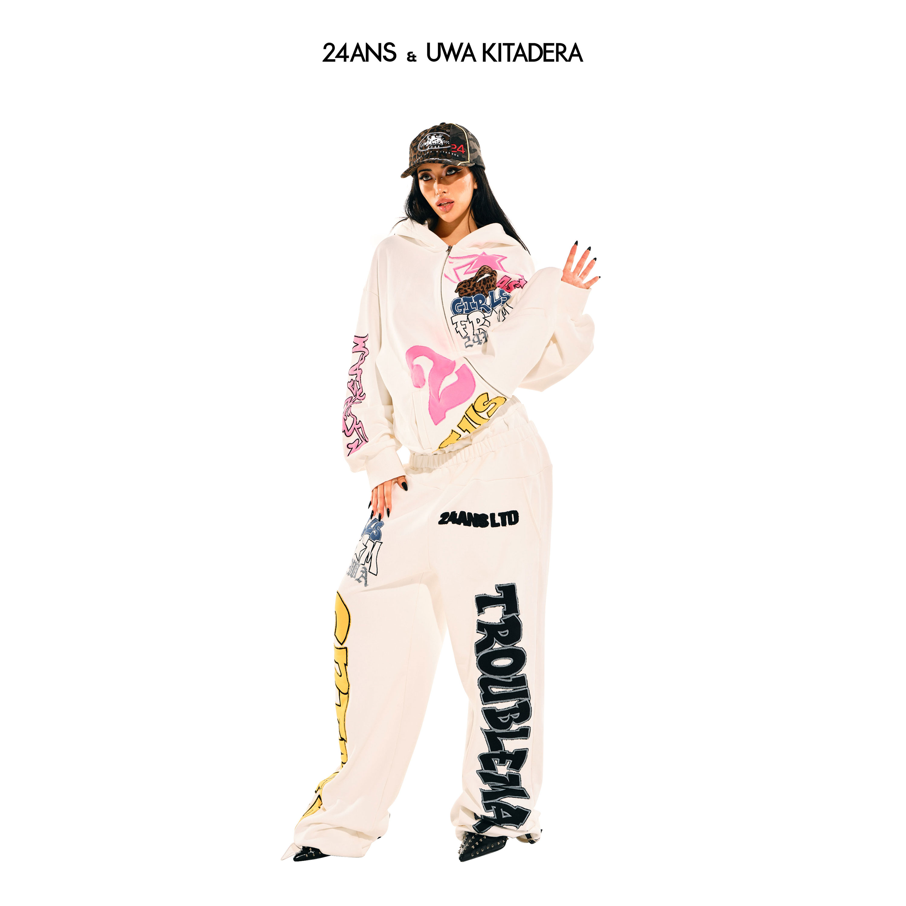 24ANS x UWA【易梦玲同款】| 联名系列 | 贴布绣卫衣套装