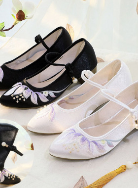 民族中国古风配旗袍中跟绣花布鞋百搭新款中跟尖头缎面妈妈白黑色