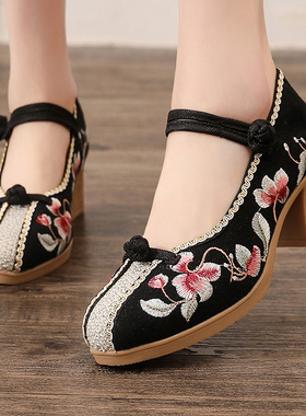 复古春季绣花民族风女鞋高跟布鞋新款粗跟配旗袍汉服茶艺单鞋夏季