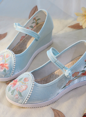 2025新款中式内增高跟绣花布鞋坡跟中国民族风汉服马面裙缎面复古