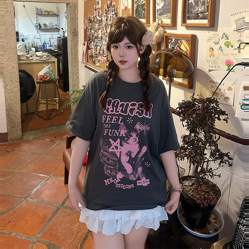 YUZI鱼子减龄撞色猫咪T恤纯棉