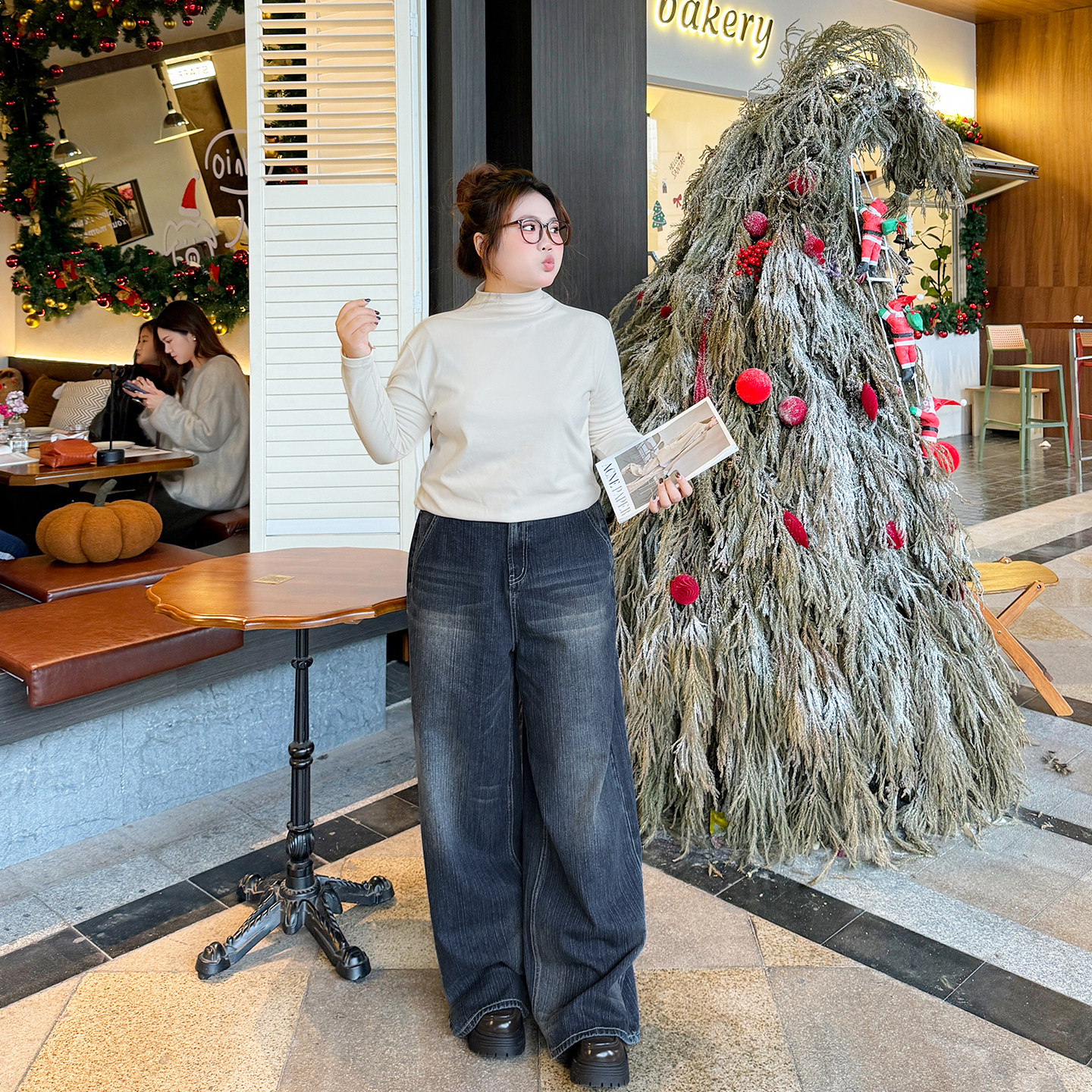 YUZI鱼子复古牛仔阔腿裤高腰气质显瘦渐变蓝宽松垂感秋冬大码女装,女装/女士精品,大码裤装,淘宝优惠券,粉丝福利购,淘宝优惠卷