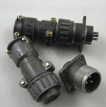 连接器（ P20J3Q ）