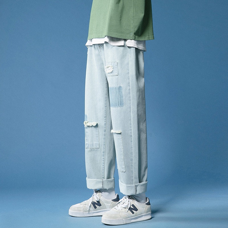 Men's straight jeans in spring