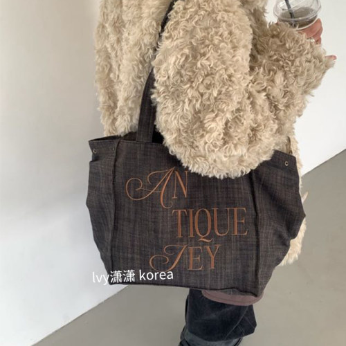 antique JEY 韩国东大门新款刺绣包斜挎包女美拉德色系大容量单肩