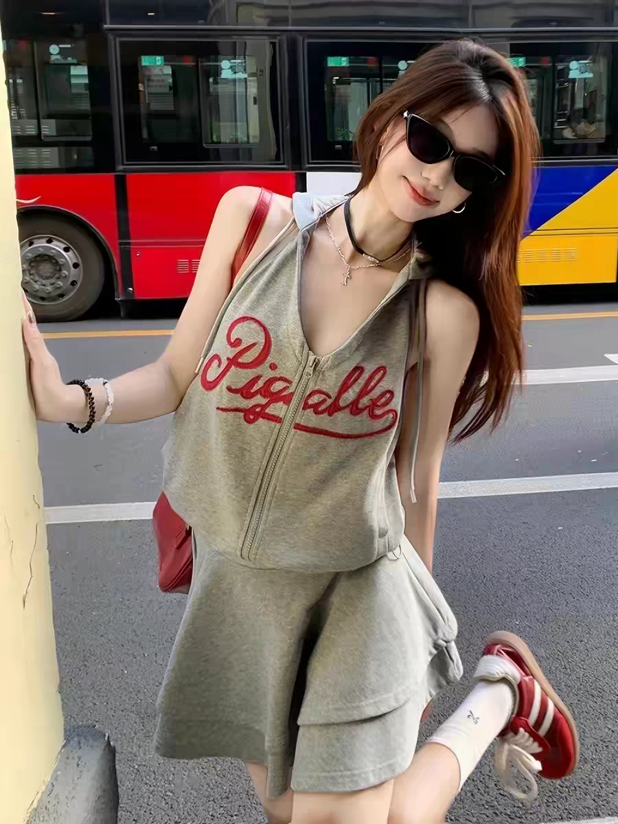 2026夏季新款休闲运动套装女时尚洋气减龄短袖POLO领衫短裙两件套
