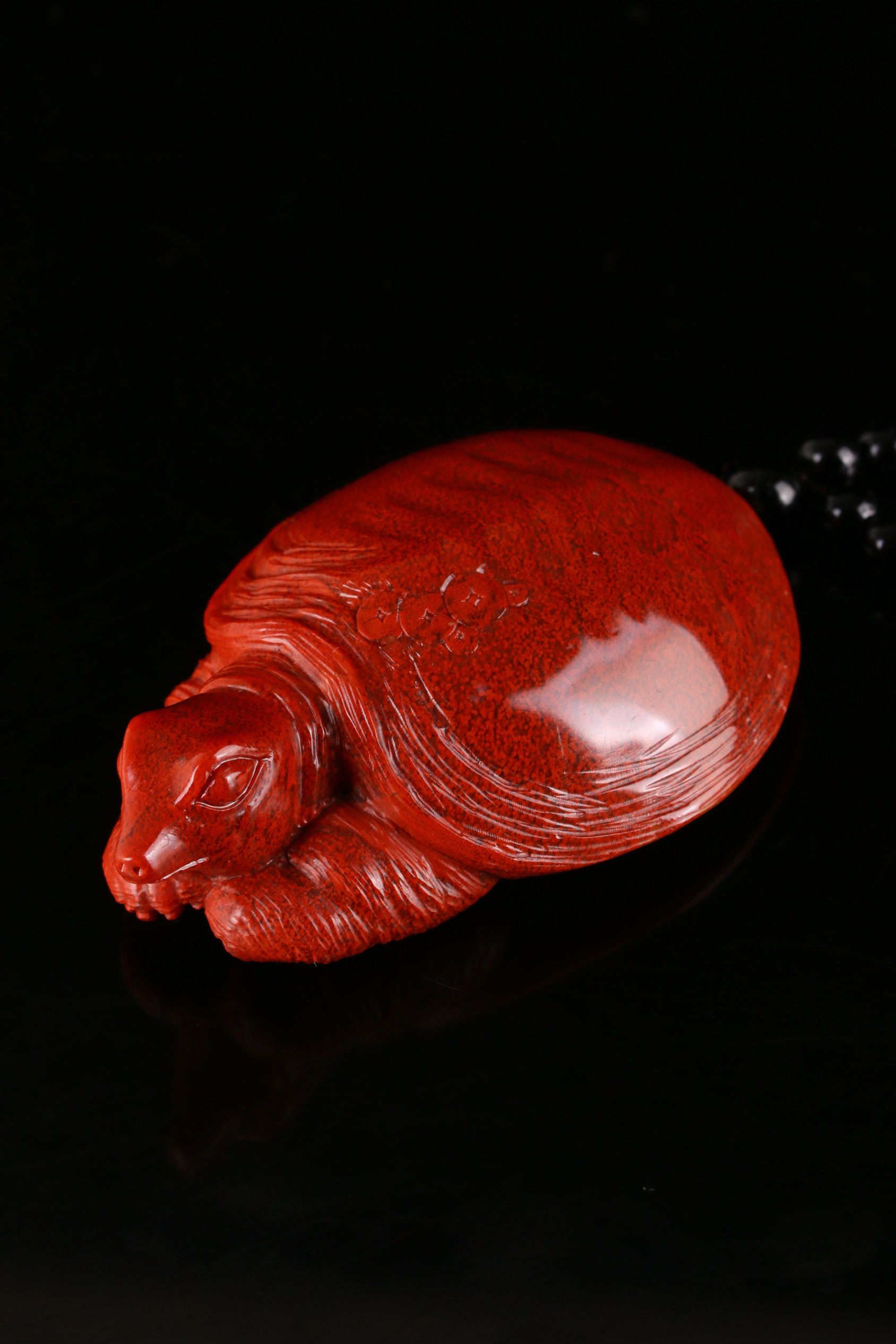 收藏精品寿山石水洞高山朱砂红 题材万寿无疆 尺寸：7.8.5.2.2.5