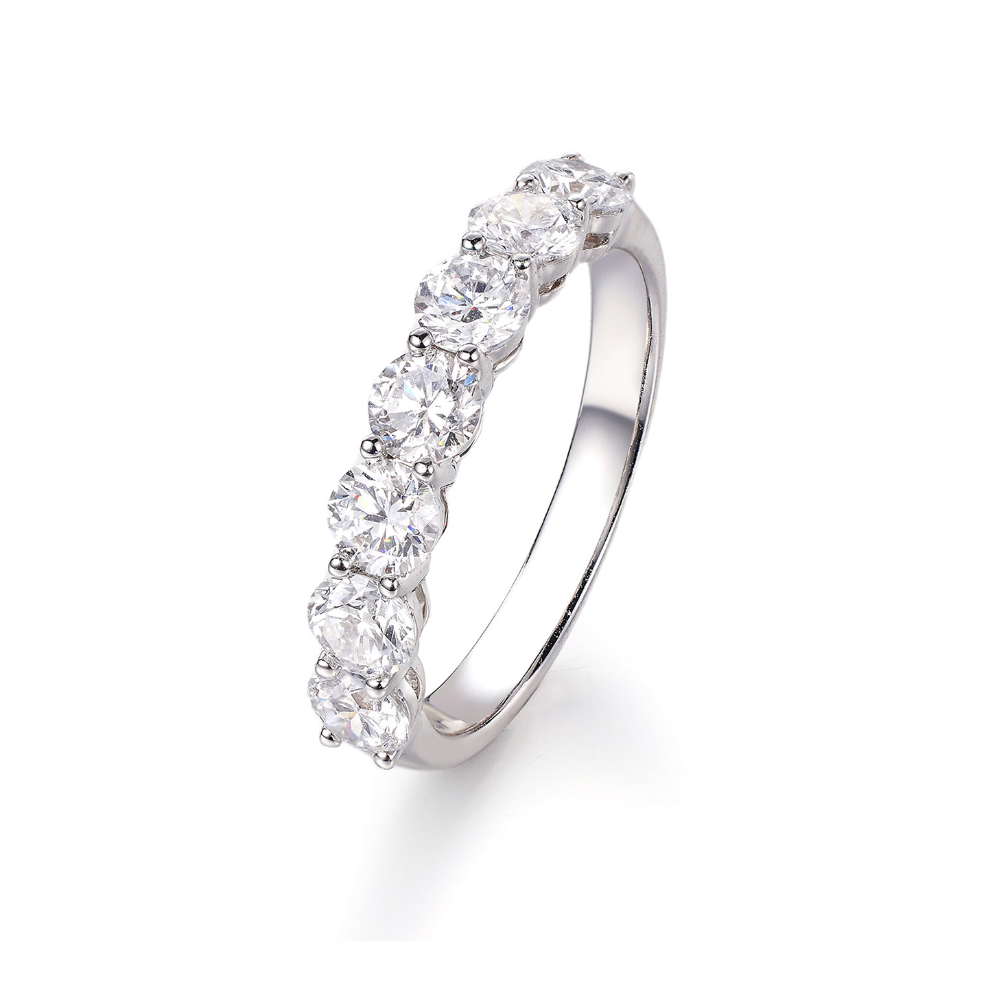 尤金喜 18K金人工培育钻石戒指七公主排戒真钻求婚订婚纪念日钻戒