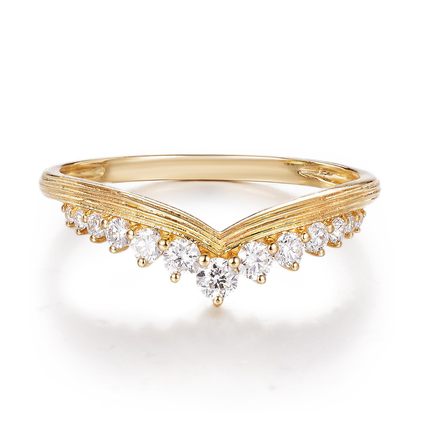 尤金喜 18K金培育钻石戒指V形排戒小精致叠戴设计款女求婚百搭