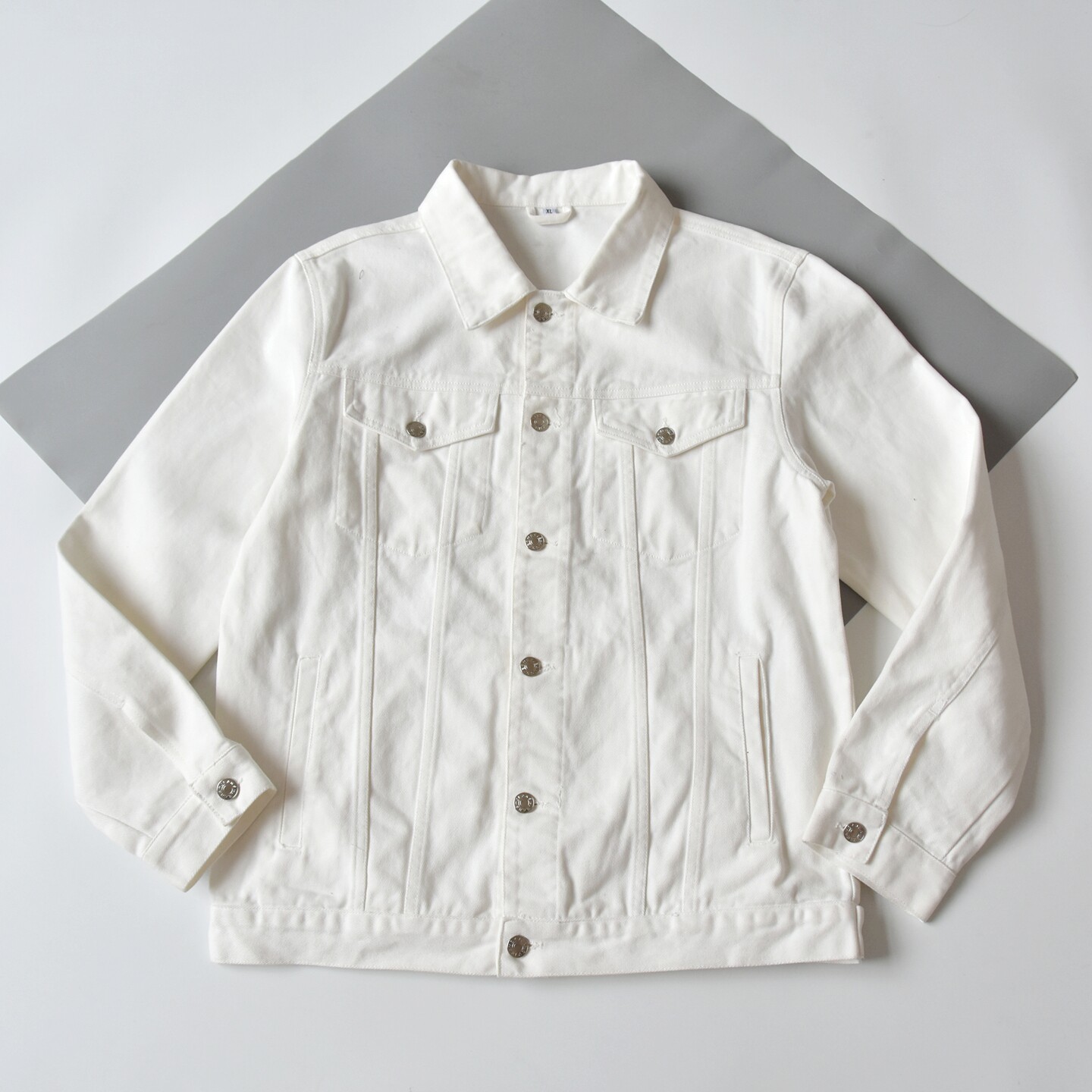 春秋季白色简约纯棉牛仔外套男女翻领休闲百搭宽松工装夹克上衣