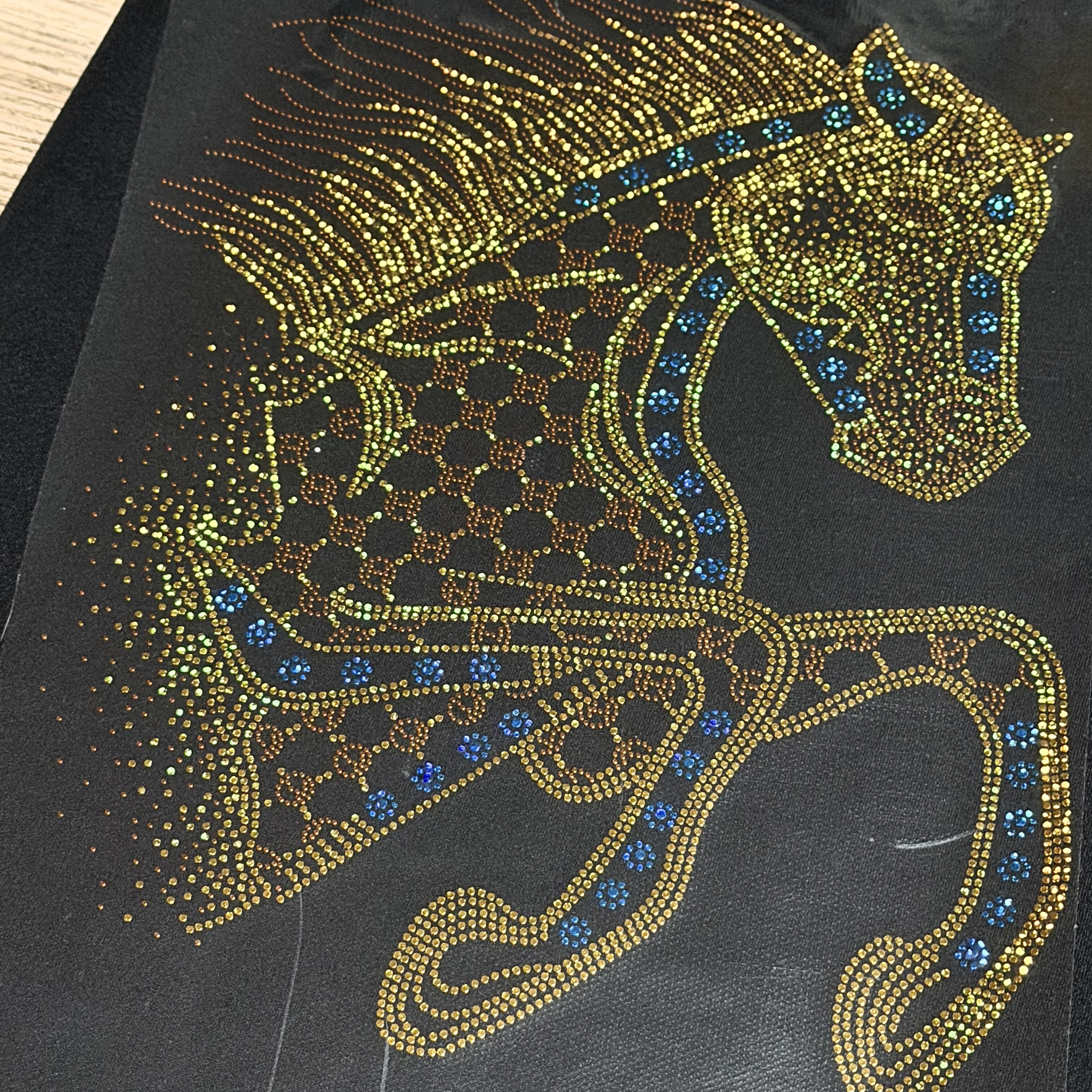 马年新款高端镭射烫片图案耐水洗不开裂工艺马上成功马年爆款图案,纺织面料/辅料/配套,烫画/烫图/烫钻,淘宝优惠券,粉丝福利购,淘宝优惠卷