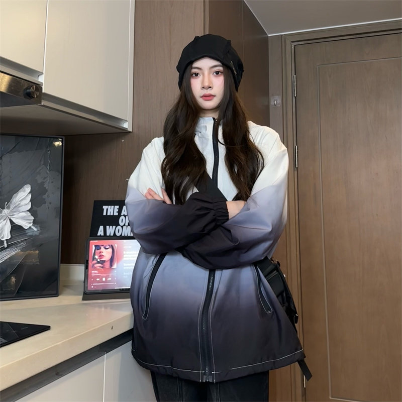 XZ413-HW253-P70-2026春秋冬新款中性风休闲潮流宽松渐变色冲锋衣，男装夹克，星座413（原星座105C）