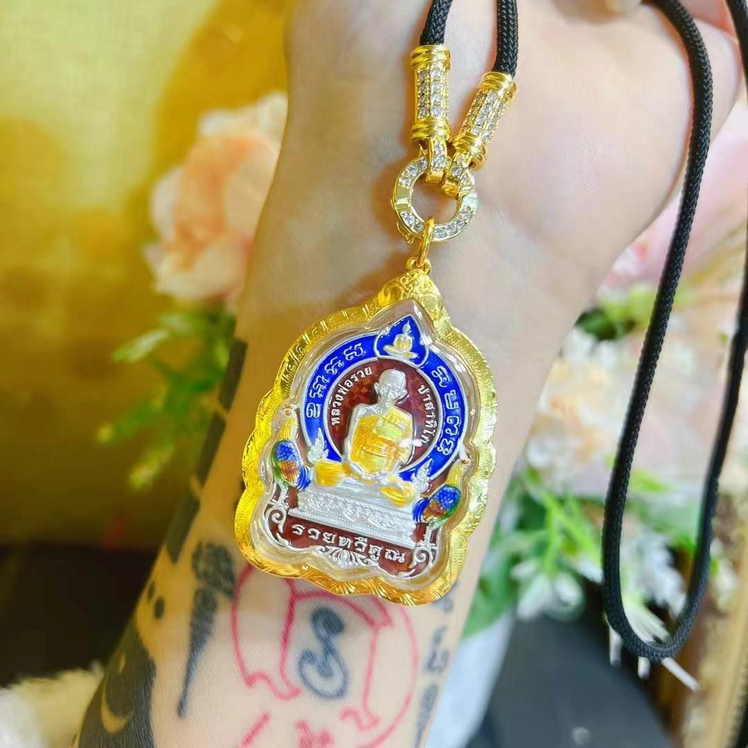 泰国龙婆瑞金壳纯银佛牌吊坠