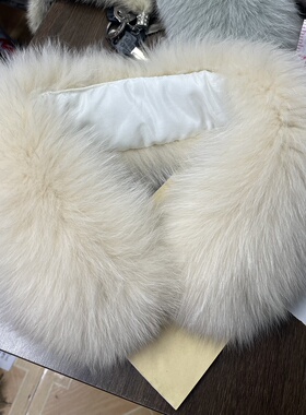 真皮草围巾秋冬百搭加厚保暖狐狸毛围脖毛毛球米色杏色浅绿色