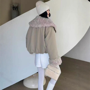 韩版 大翻领宽松保暖夹克 羊羔毛加厚派克服短外套女2025秋冬新款