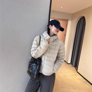 气质小暖炉!鸟家同款三星安心90鸭绒轻盈保暖排骨连帽羽绒服女