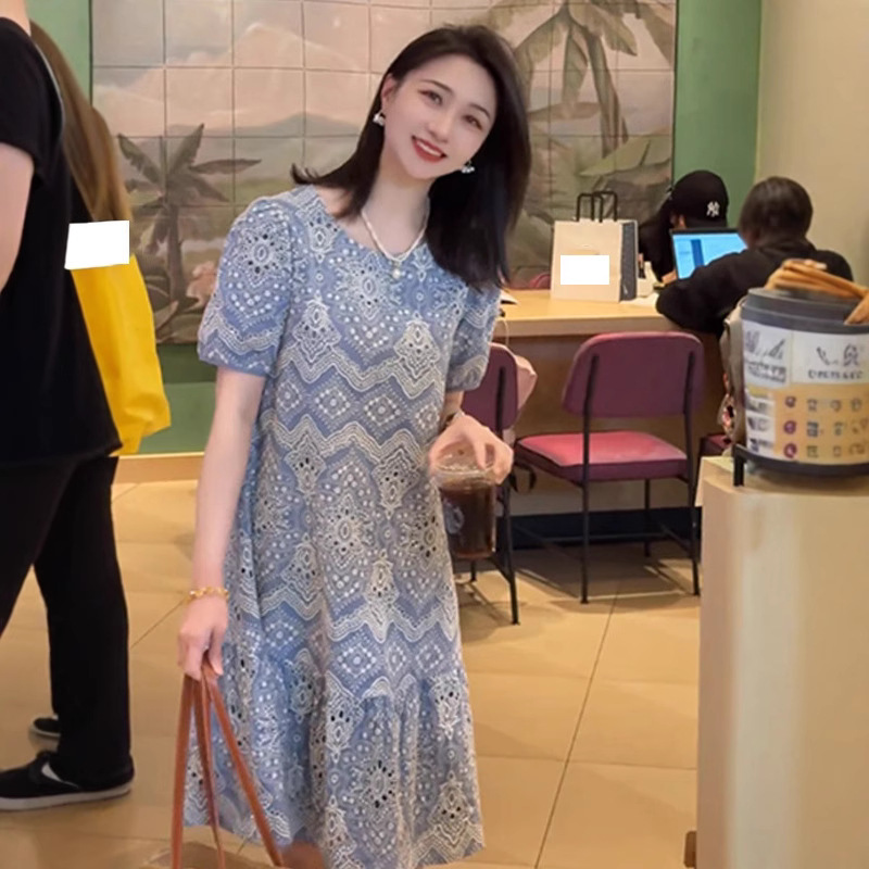2025新款高端流行爆款小个子简单大方的ins超火蓝色连衣裙女夏季