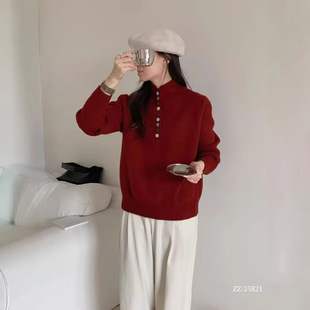 纯色彩扣套头毛衣2025新款加厚保暖半高领软糯宽松套头针织衫女