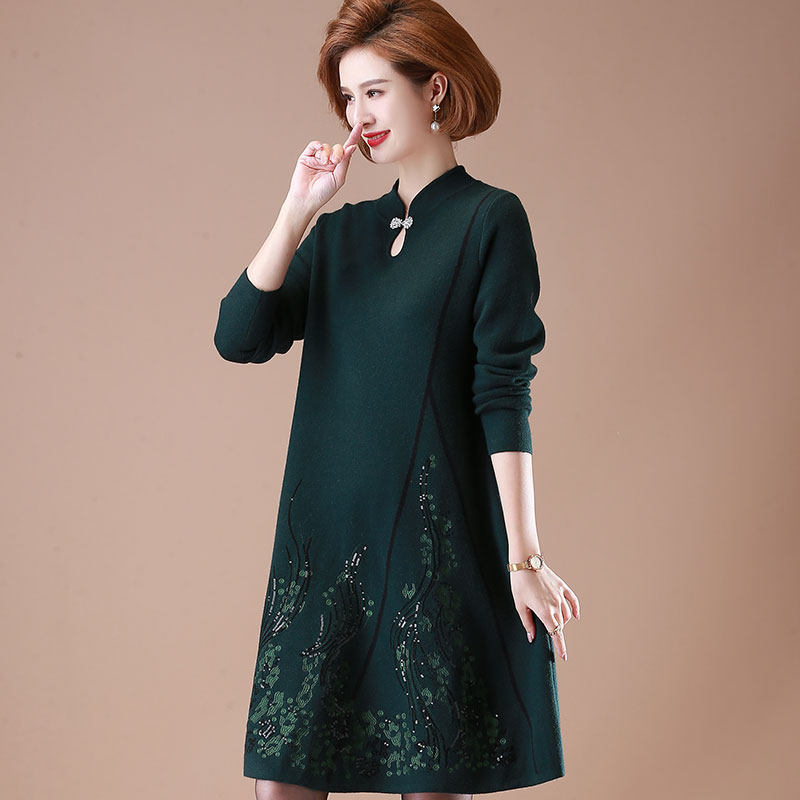 妈妈装秋冬装新款旗袍加厚中长款毛衣中老年女装大码连衣裙打底衫