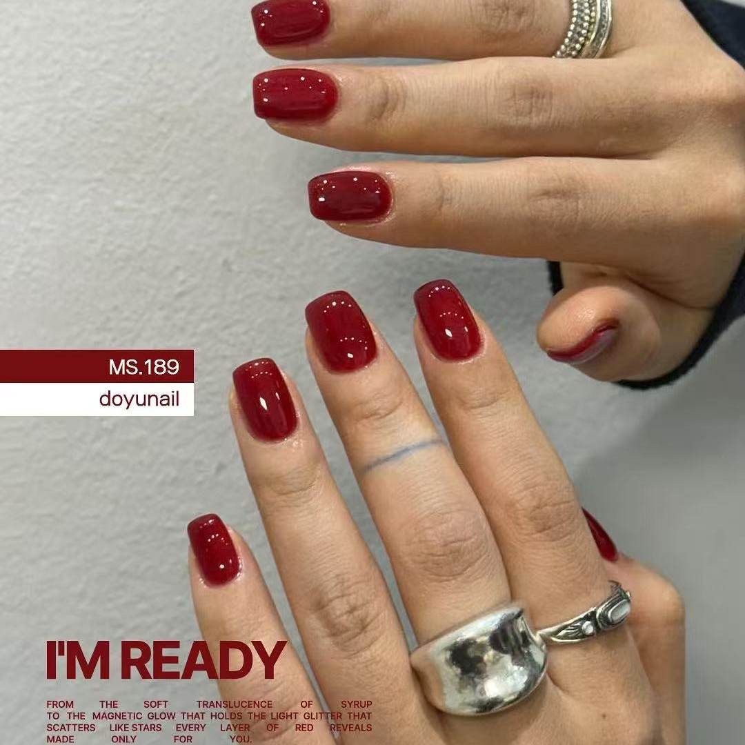 2025韩国进口 Mayour 新年红 圣诞红 透红甲油胶碎钻胶 红色合集