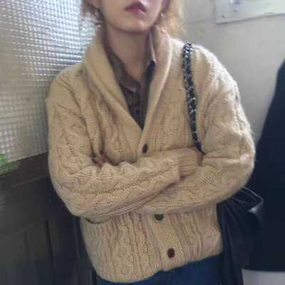 100纯山羊绒开衫女2025新款日式复古加厚针织衫翻领宽松毛衣外套