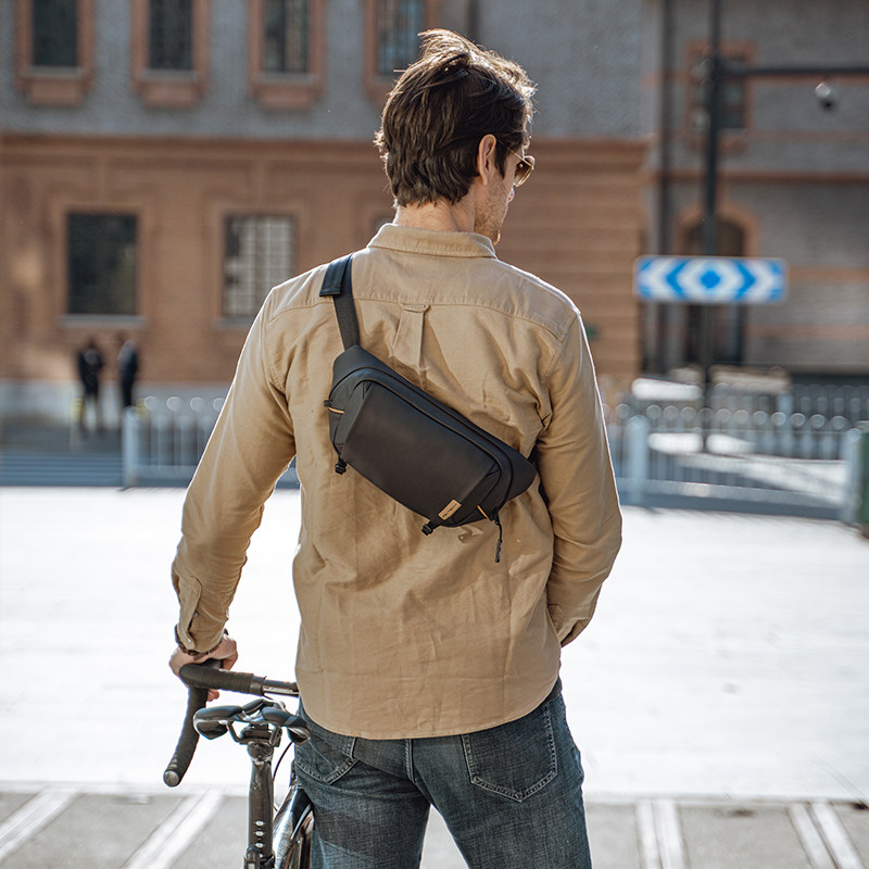 PGYTECH相机单肩摄影OneGo胸包3L适用于索尼佳能微单便携通勤背包