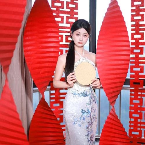 结婚布置婚房装饰红色中式拉花红折纸瓦楞纸女方卧室拍照氛围道具