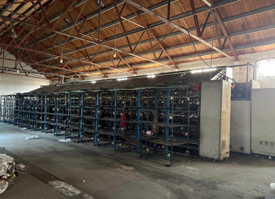 1月26日嘉兴某公司占有使用的存放于嘉兴市秀洲区油车港镇柒店浜14-15号的锭弹机2台、螺杆机1台、内燃平衡重式叉车1台、空气一体机1台、储气罐1台网络拍卖公告